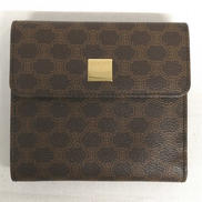 二つ折り財布|CELINE