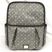 ラウンドスクエアリュック|CHRISTIAN OLIVIER