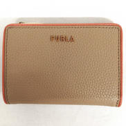 二つ折り財布|FURLA