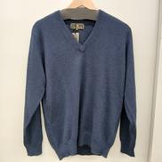 CASHMERE Vネックニット|アルファ―
