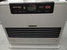 【新品・未使用】石油ファンヒーター ホワイト 楽天市場】石油ファンヒーター 白色の通販