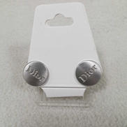 ロゴイヤリング|C.DIOR