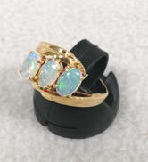 白石3個付き指輪|K18 　総重量2.2G