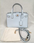 ロビンソンスモールサッチェル（水色）|トリーバーチ