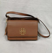 ショルダーバッグ（茶）|TORY BURCH