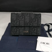 三つ折り財布|DIOR