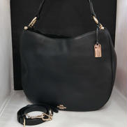 ノマドホーボーグラブタンレザー|COACH