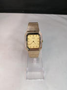 クォーツ腕時計|RADO