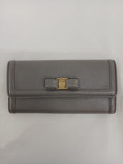二つ折り財布|FERRAGAMO