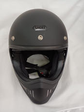 ヘルメット|SHOEI