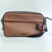 レザーショルダーバッグ|COACH