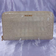 ラウンドファスナー長財布|MIUMIU