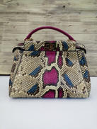 ミニピーカブー（パイソン）|FENDI