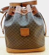 マカダム柄バケットショルダーバック|CELINE