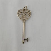 ペンダントトップ|TIFFANY&CO.