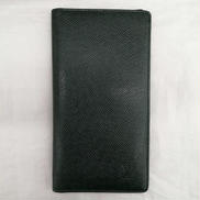 タイガ　ポルトバルールカルトクレディ|LOUISVUITTON