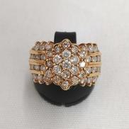 K18石付きリング|【石欠けあり】K18リング