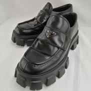 モノリス　ブラッシュドレザーローファー|PRADA