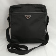ナイロンショルダーバッグ|PRADA