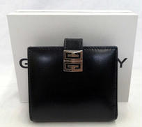 二つ折り財布|GIVENCHY