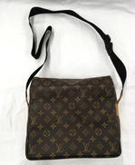 モノグラム|LOUIS VUITTON