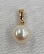 ペンダントトップ（石付き）|K18