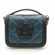 ショルダーバッグ|MARY QUANT