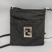 ショルダーバッグ|FENDI