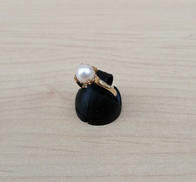 K18YGリング　9号|白丸玉石付き