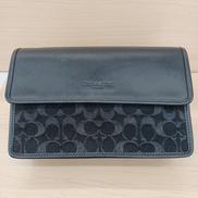 ターナーフラップクロスボティ|COACH