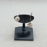 K14WGイヤリング　変形有|グレー丸玉石