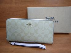 シグネチャーロングジップアラウンドウォレット|COACH