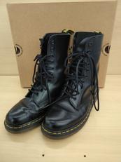 10ホールブーツ|DR.MARTENS