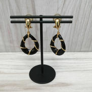 黒イヤリング|K18