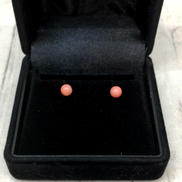 ピアス（コーラル玉）|K18