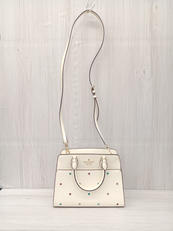 マディソン スタッド スモール サッチェル|KATE SPADE