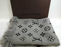 ロゴマニアマフラー|LOUIS VUITTON