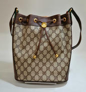 GGスプリーム巾着ショルダーバッグ|GUCCI