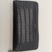 クロコダイル　ジップラウンドウォレット|CHRISTIAN DIOR