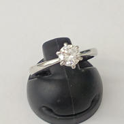 pt950ダイヤ付きリング|PT950