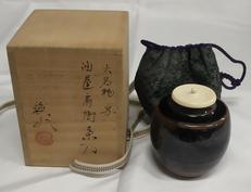 肩衝茶入|藤山