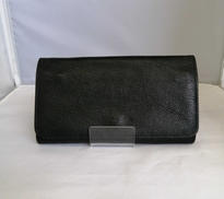 フラップレザー　ロングウォレット|IL BISONTE