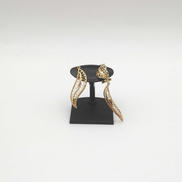 K18イヤリング(留具1個なし)|なし