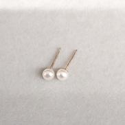 K18ピアス|不明