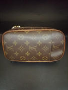 ポシェットガンジュ|LOUIS VUITTON