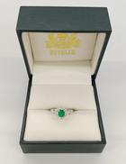 PT900エメラルドリング|宝石付きリング