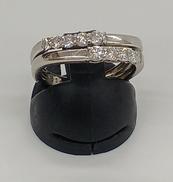 PT900ダイヤモンドリング|宝石付きリング