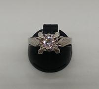 PT900石付リング|宝石付きリング