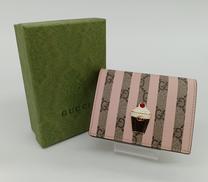 GGスプリーム 二つ折り財布|GUCCI
