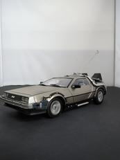 デロリアン スケールモデル